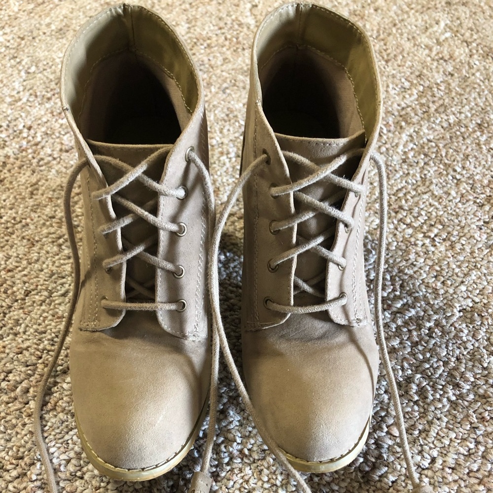 Tan Heel Booties